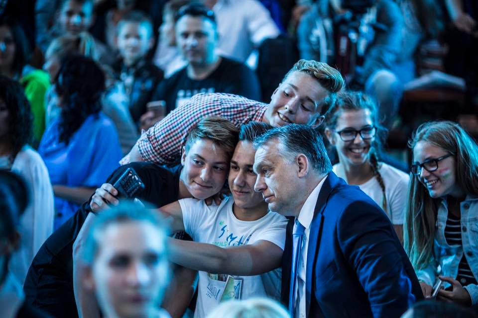 Orban FINA Fans