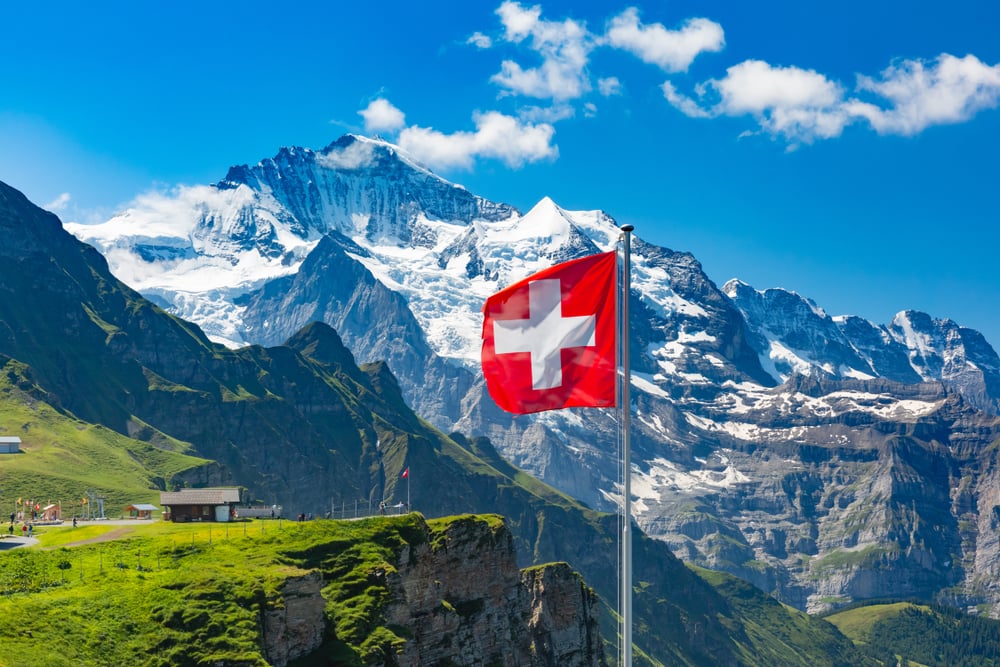Schweiz (Bild: shutterstock.com/kavalenkava)